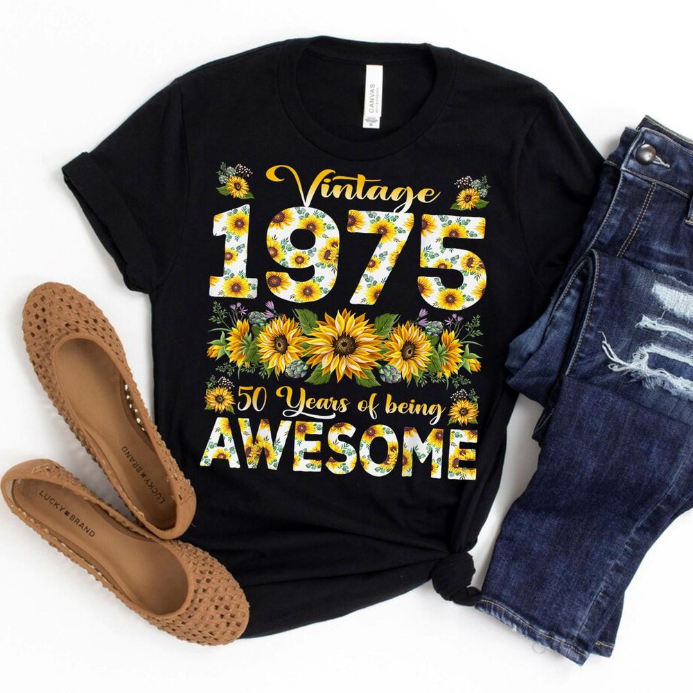 50 Year Old Funny Vintage 1975 Sunflower 50th Birthday Gifts Shirt Unisex Standard T-Shirt black s